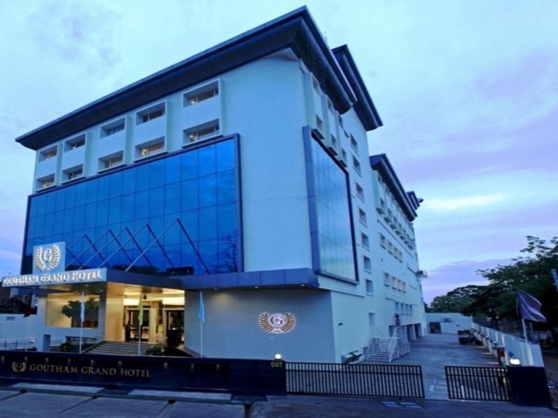 Goutham Grand Hotel - Tenali Vijayawāda Exterior foto